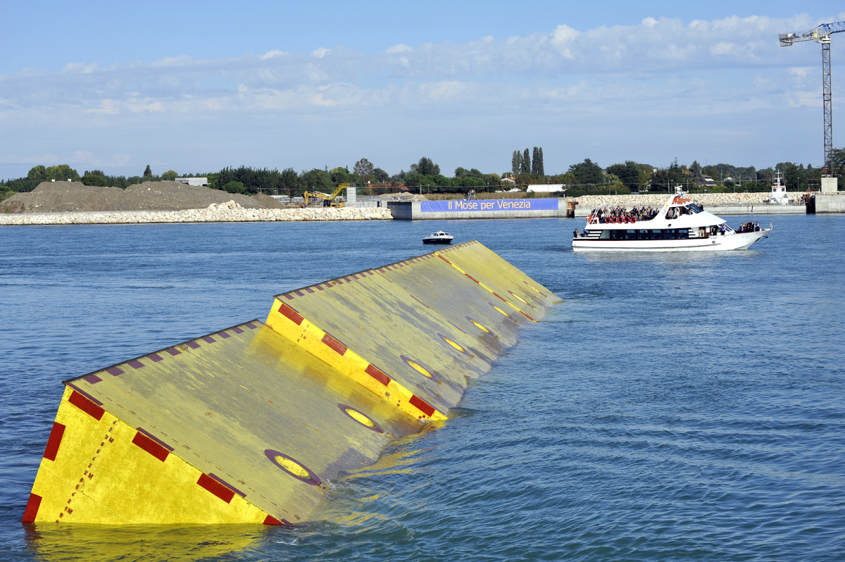 Flood Barriers in Venice Succeed Again